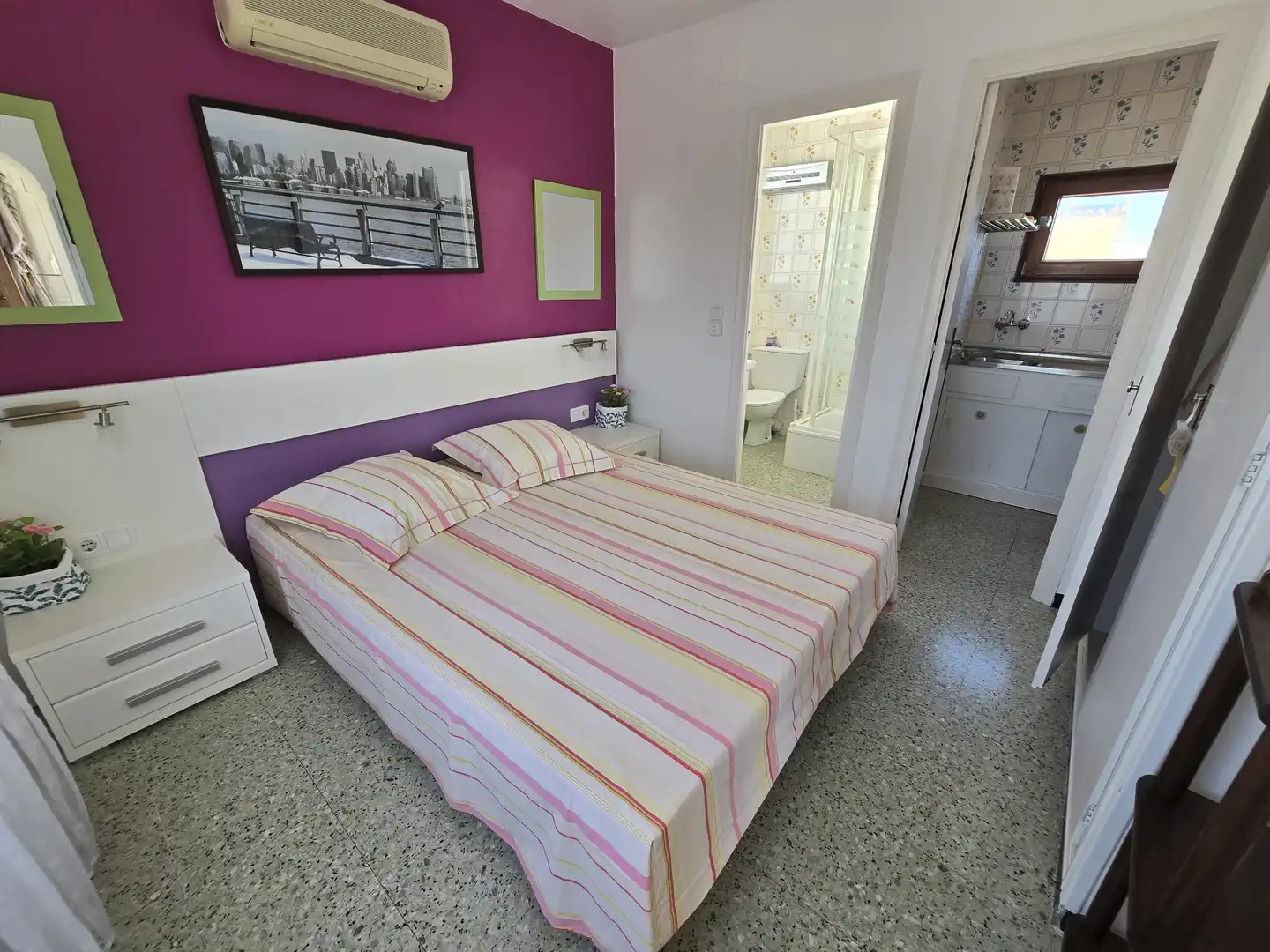 Dormitori de Casa o xalet en venda en Empuriabrava amb Aire condicionat, Jardí privat i Piscina