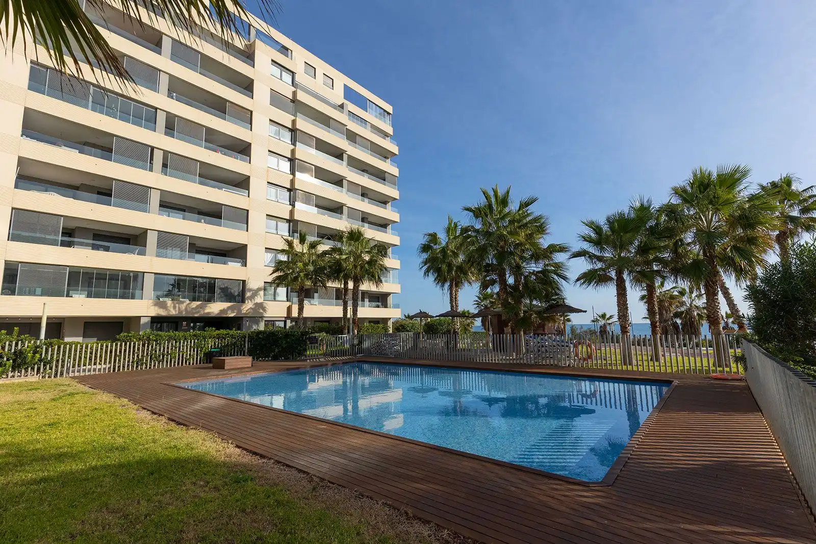 Ático con terraza en venta en Calle Mar de Fondo, imagen 3