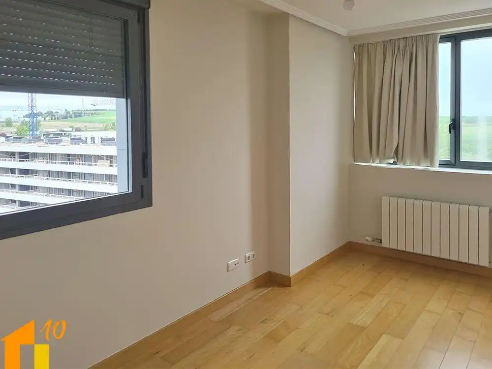 Habitación de Piso de alquiler en Burgos con Calefacción y Trastero