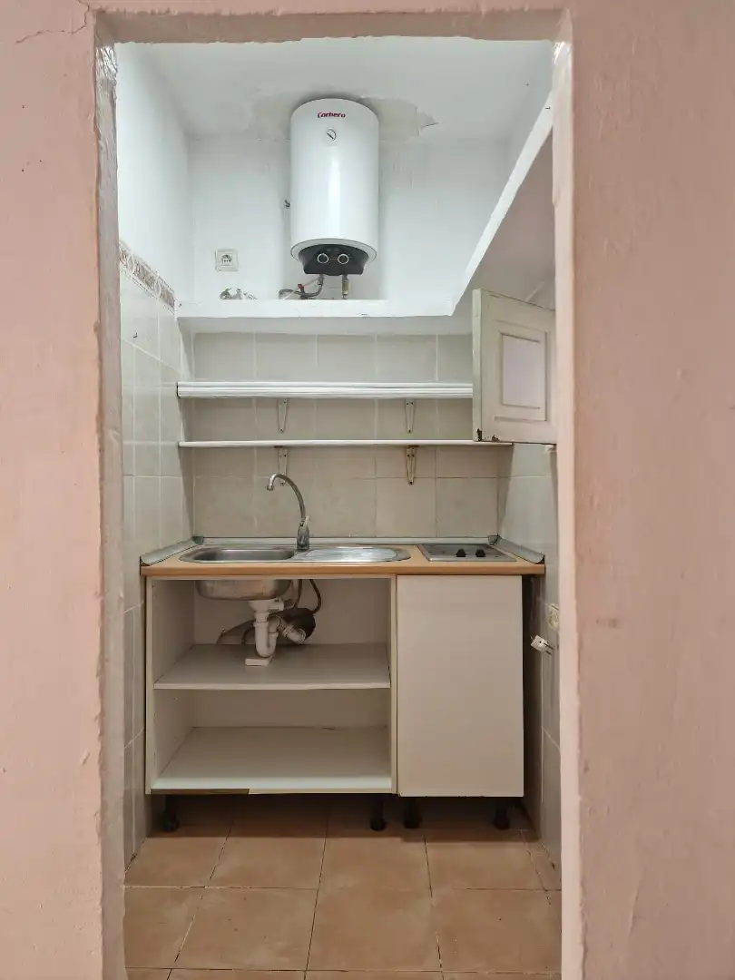 Apartment with terrace for sale in Carrer d'en Rubí 10, imagen 4