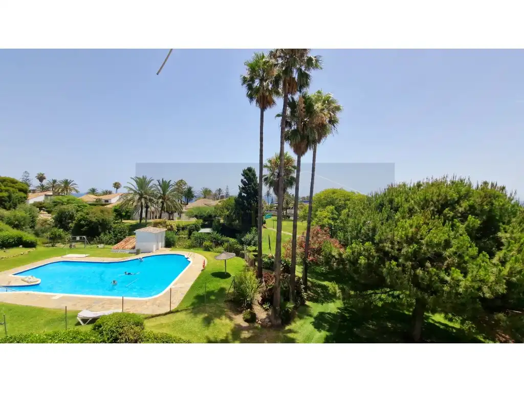 Jardín de Dúplex en venta en Estepona con Terraza y Piscina comunitaria