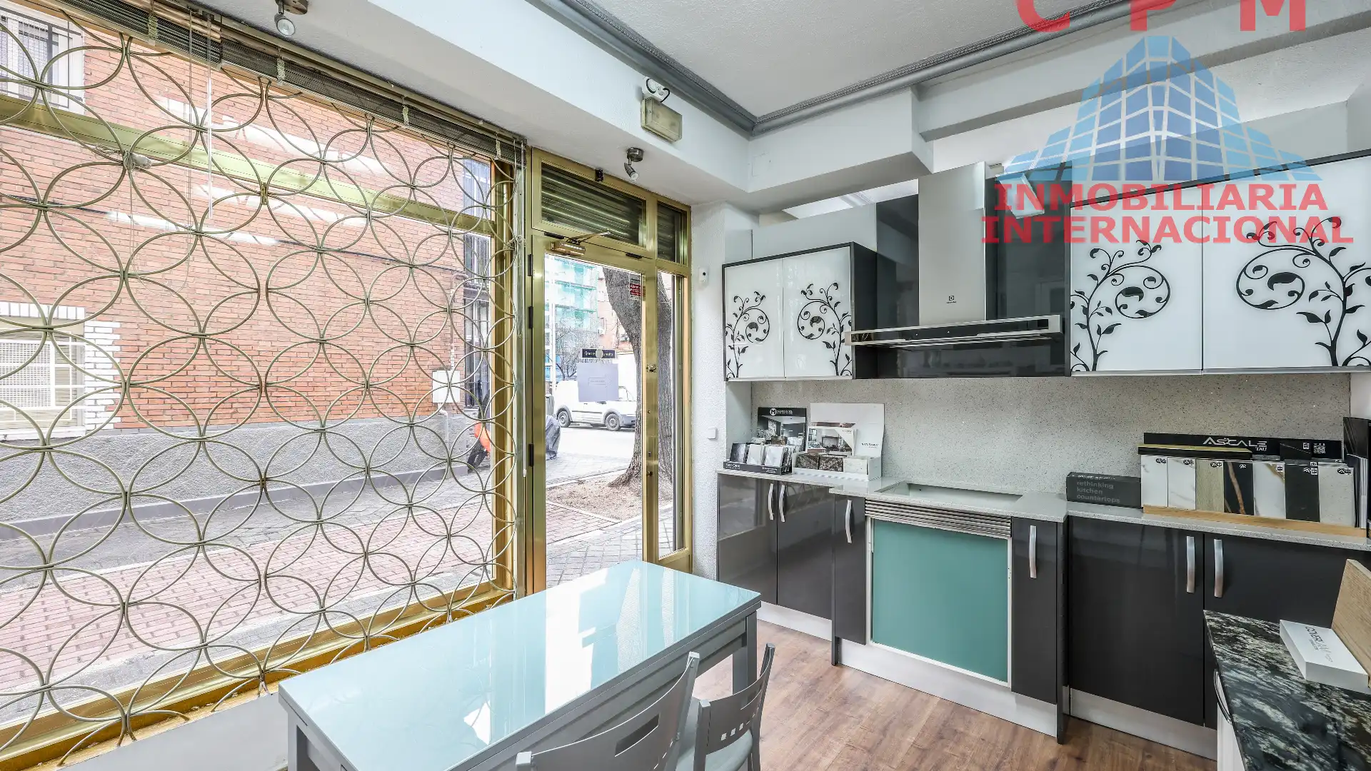 Cocina de Local en traspaso en  Madrid Capital con Aire acondicionado, Calefacción y Parquet