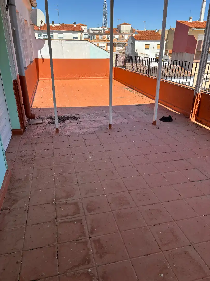 Flat with terrace for sale in Travesía de Torres, imagen 3
