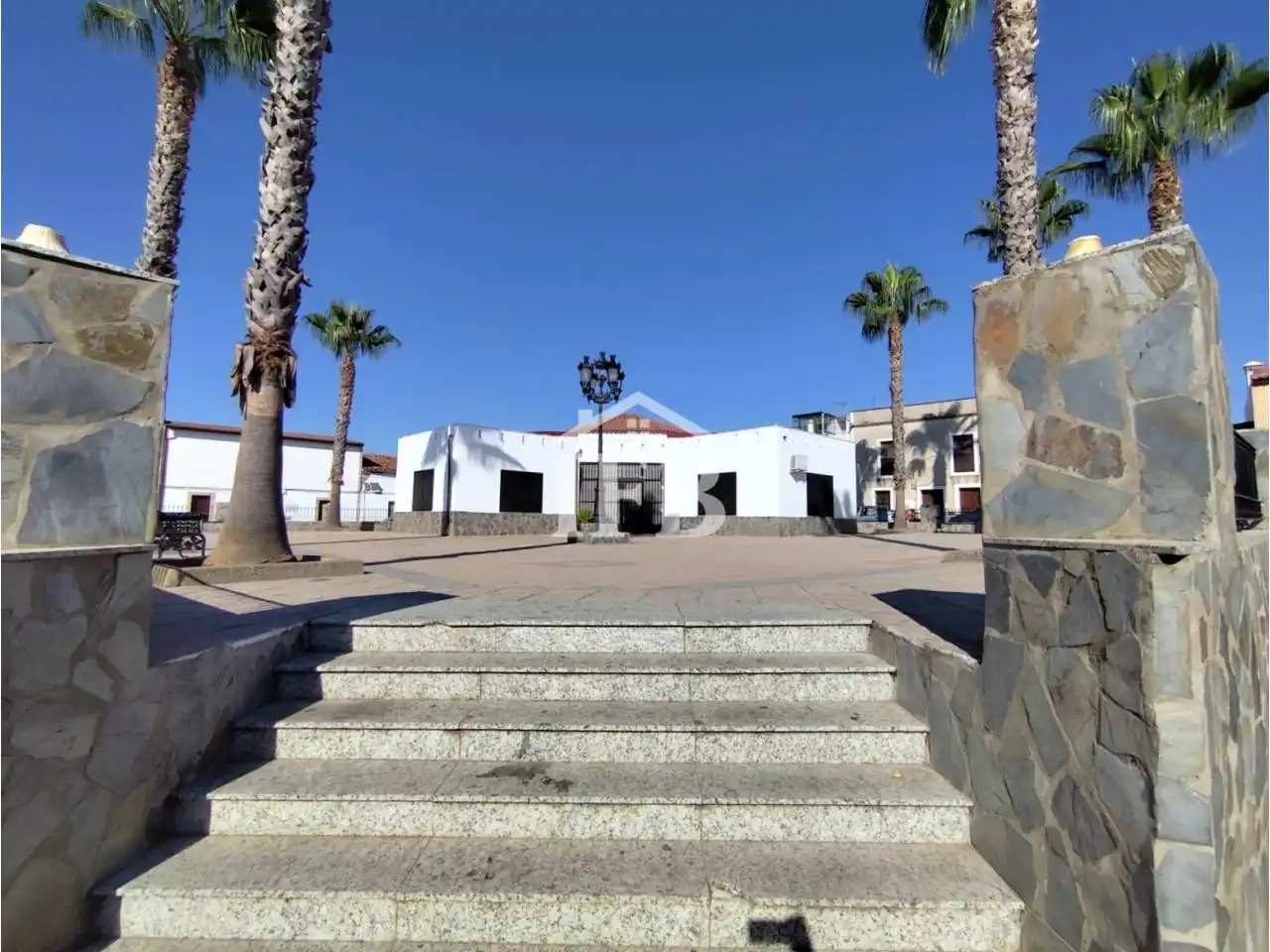 Vista exterior de Casa o xalet en venda en Higuera de Vargas amb Terrassa