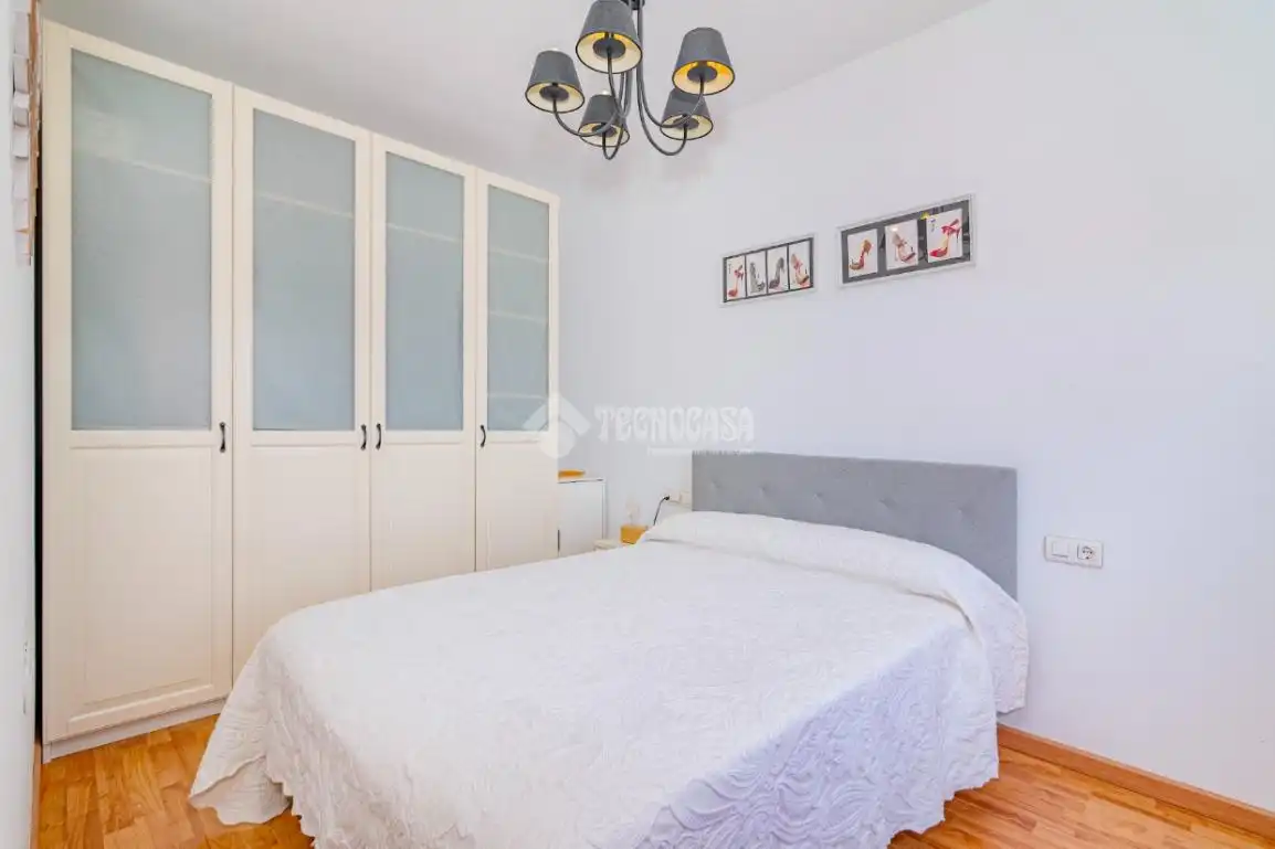 Dormitori de Pis en venda en Armilla amb Terrassa