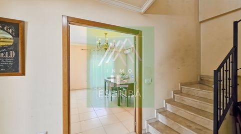 Foto 5 de Casa adosada en venta en Llombai, Valencia