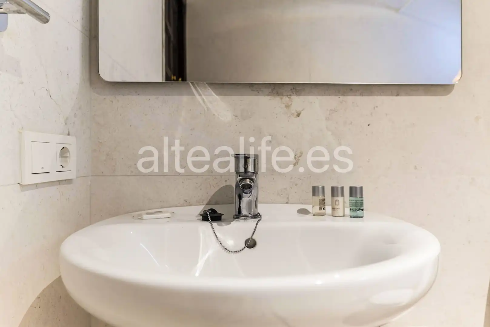 Baño de Apartamento en venta en Altea con Aire acondicionado, Terraza y Trastero