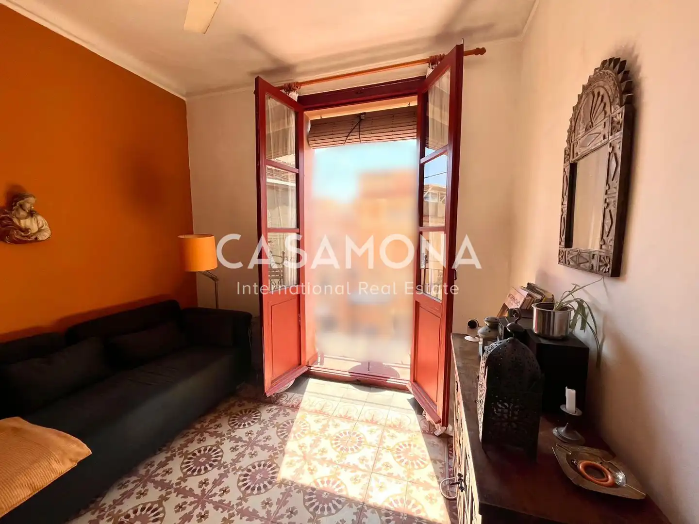 Vista exterior de Apartament en venda en  Barcelona Capital amb Terrassa i Balcó