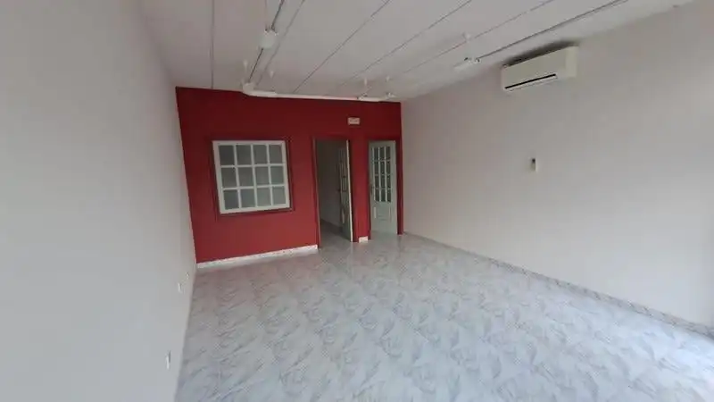 Commercial properties for sale in Bóveda