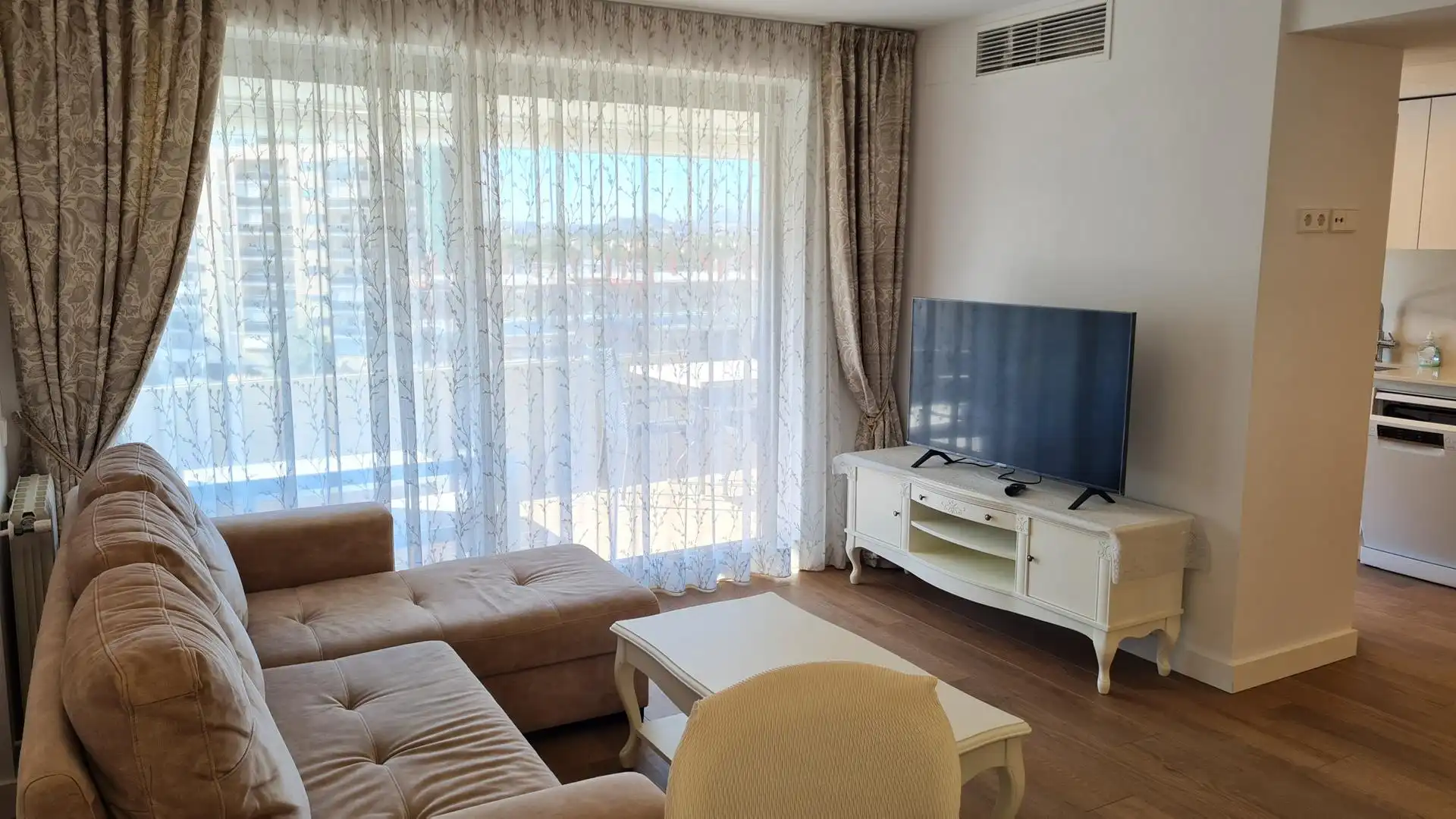 Sala de estar de Apartamento en venta en Alicante / Alacant con Aire acondicionado, Calefacción y Terraza