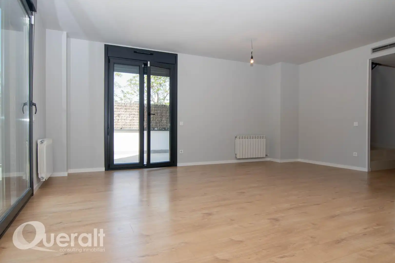 Sala d'estar de Dúplex en venda en Lleida amb Calefacció, Jardí privat i Terrassa