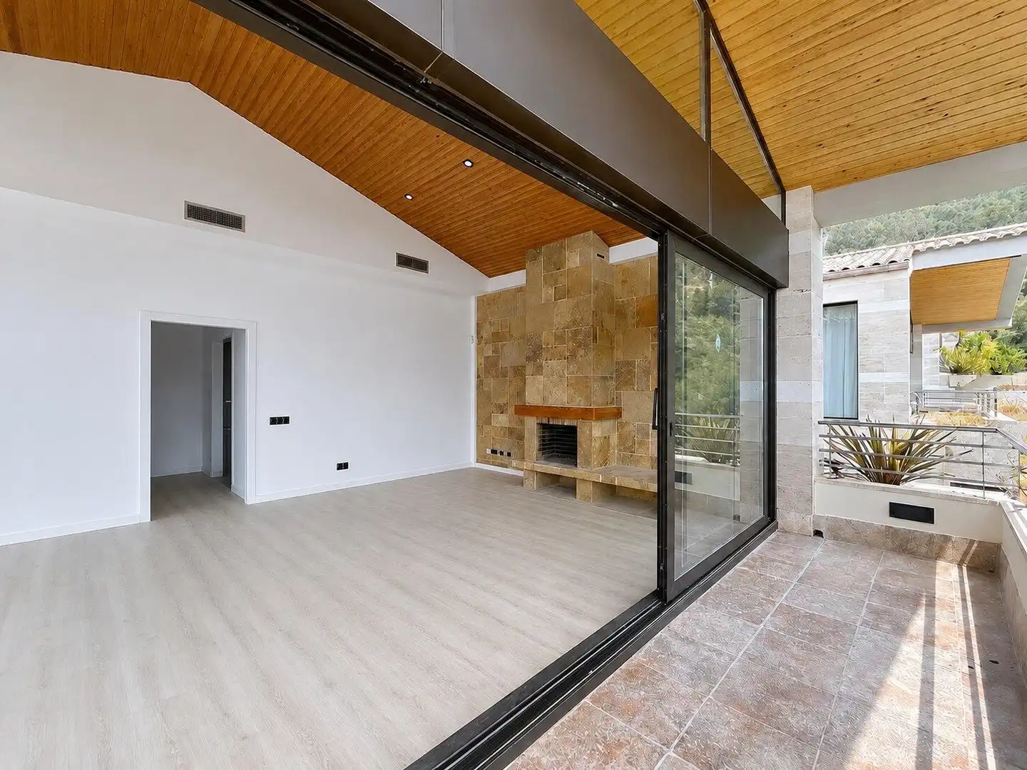 Sala d'estar de Casa o xalet en venda en Sitges amb Aire condicionat, Calefacció i Jardí privat