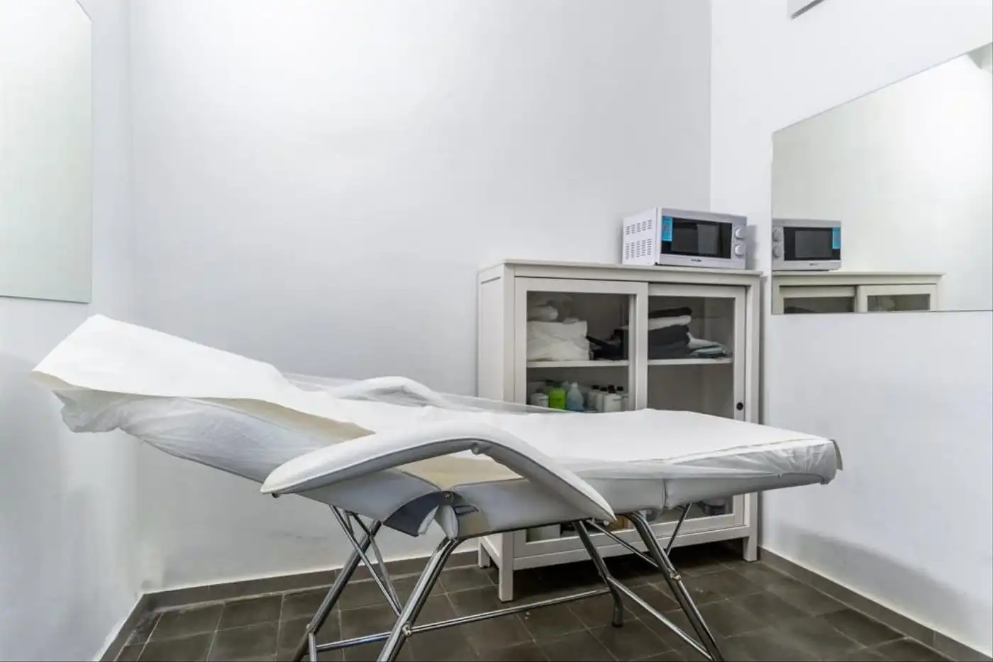 Business premises for transfer in Eixample, imagen 12