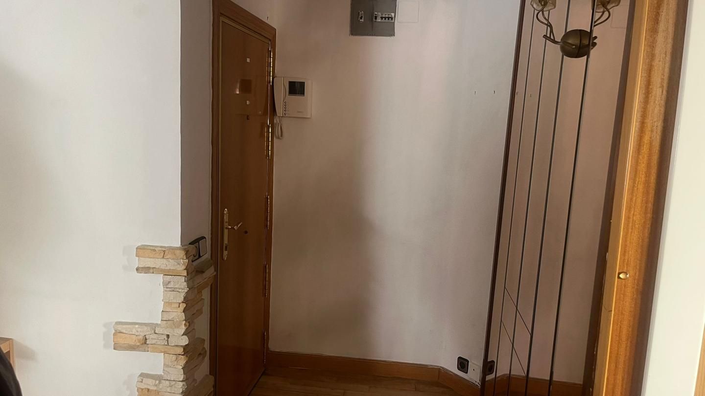 Flat for sale in  Madrid Capital  with Air Conditioner and Furnished