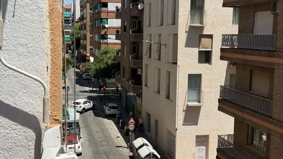Exterior view of Flat for rent in Granada  with Furnished and Balcony