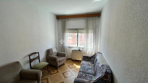 Foto 2 de Piso en venta en Pradolongo, Madrid Capital