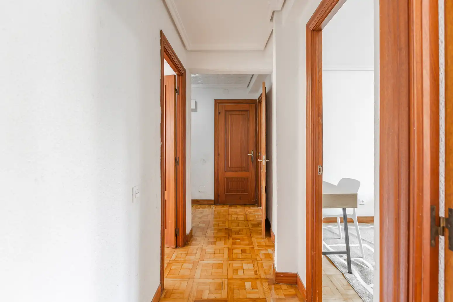 Piso en venta en  Pamplona / Iruña con Calefacción, Parquet y Balcón