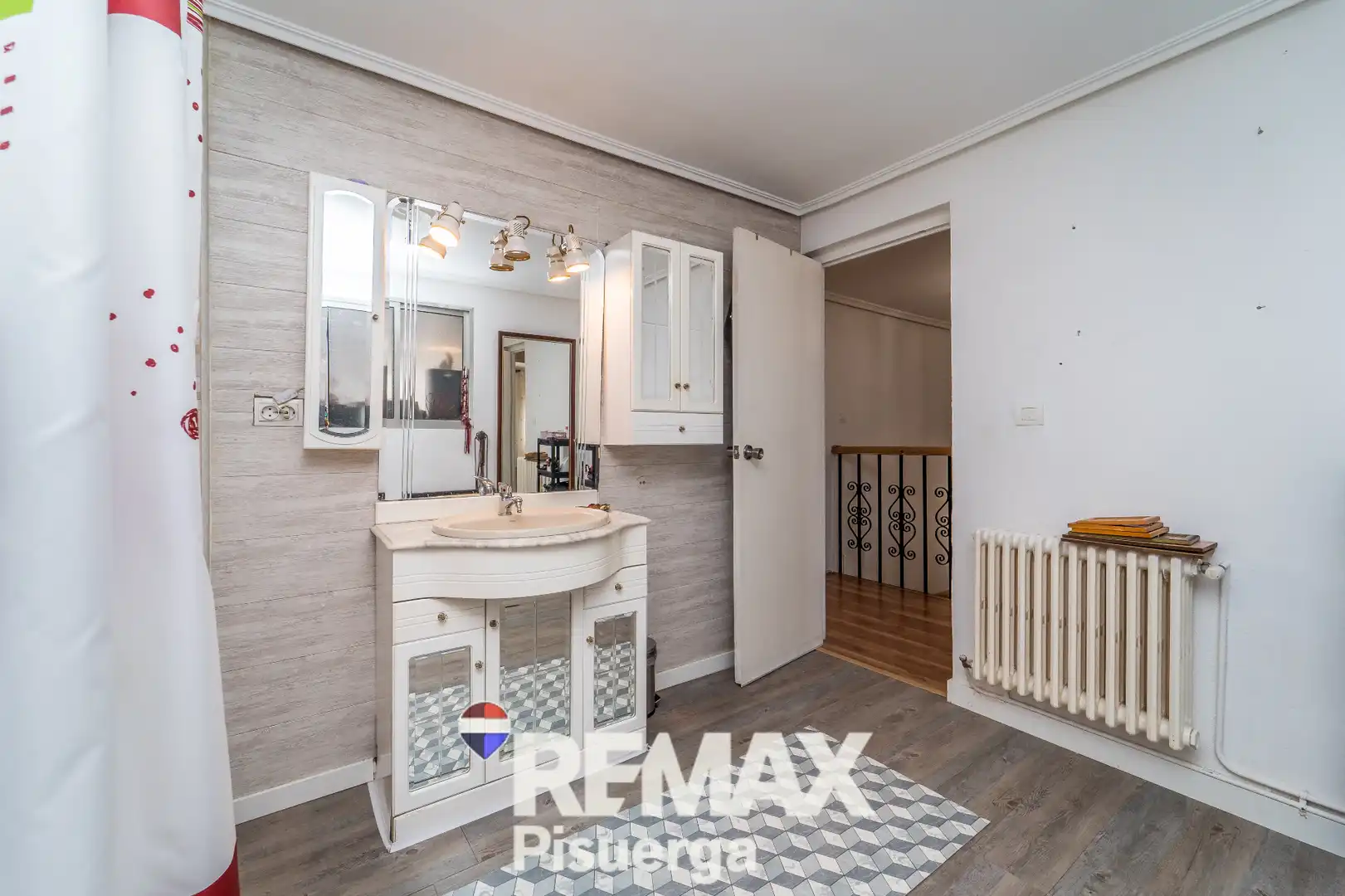 Casa o chalet en venta en La Mudarra  con Trastero y Balcón