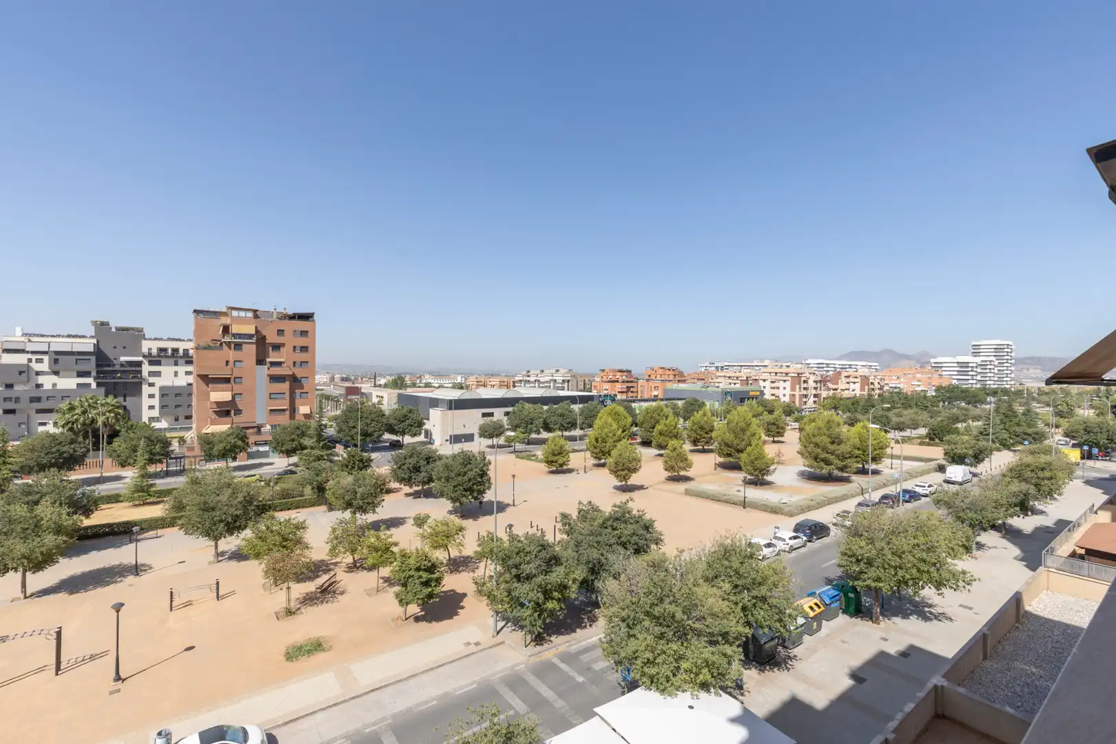 Exterior view of Flat for rent in Granada  with Air Conditioner, Heating and Parquet flooring