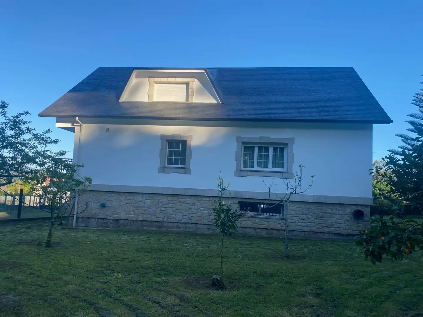 Vista exterior de Casa o chalet en venta en Dodro con Calefacción, Jardín privado y Parquet