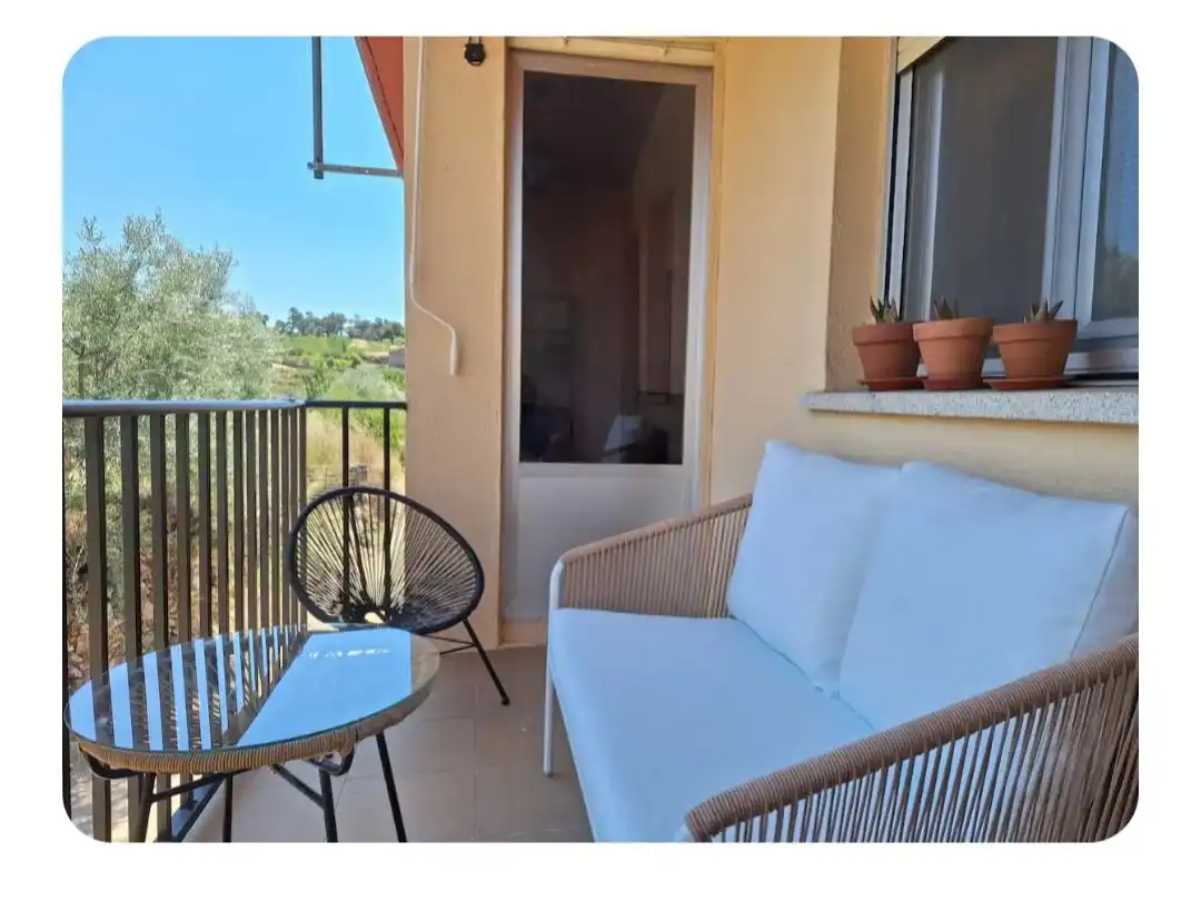 Balcony of Flat for rent in Lumbrales  with Air Conditioner, Heating and Terrace