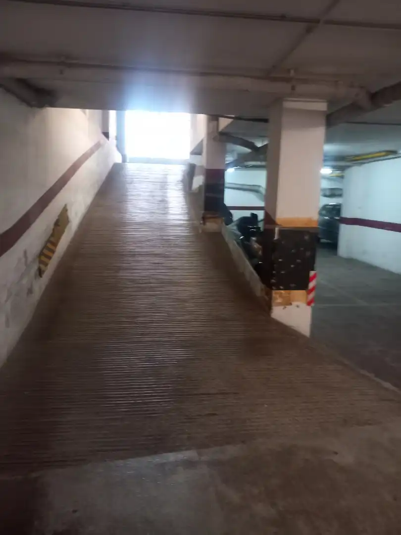 Parkplatz von Garage zur Miete in Esplugues de Llobregat
