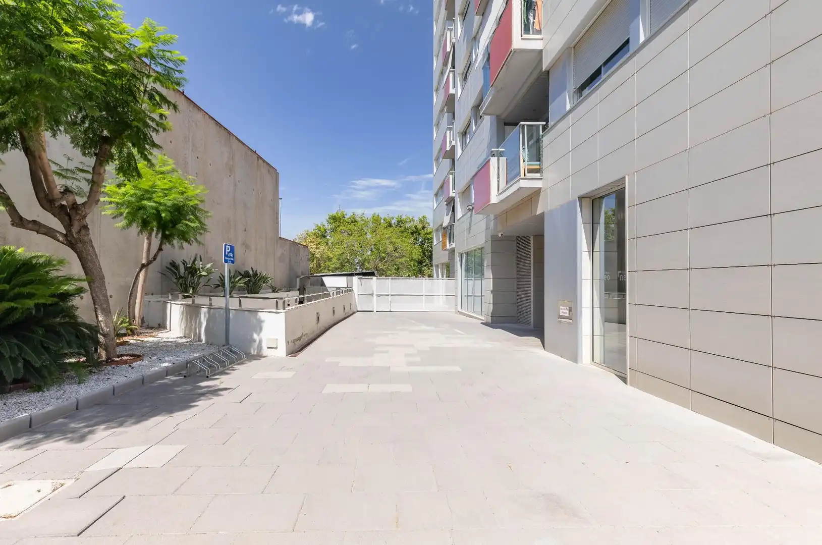 Vista exterior de Pis en venda en Valencia amb Aire condicionat, Jardí privat i Parquet
