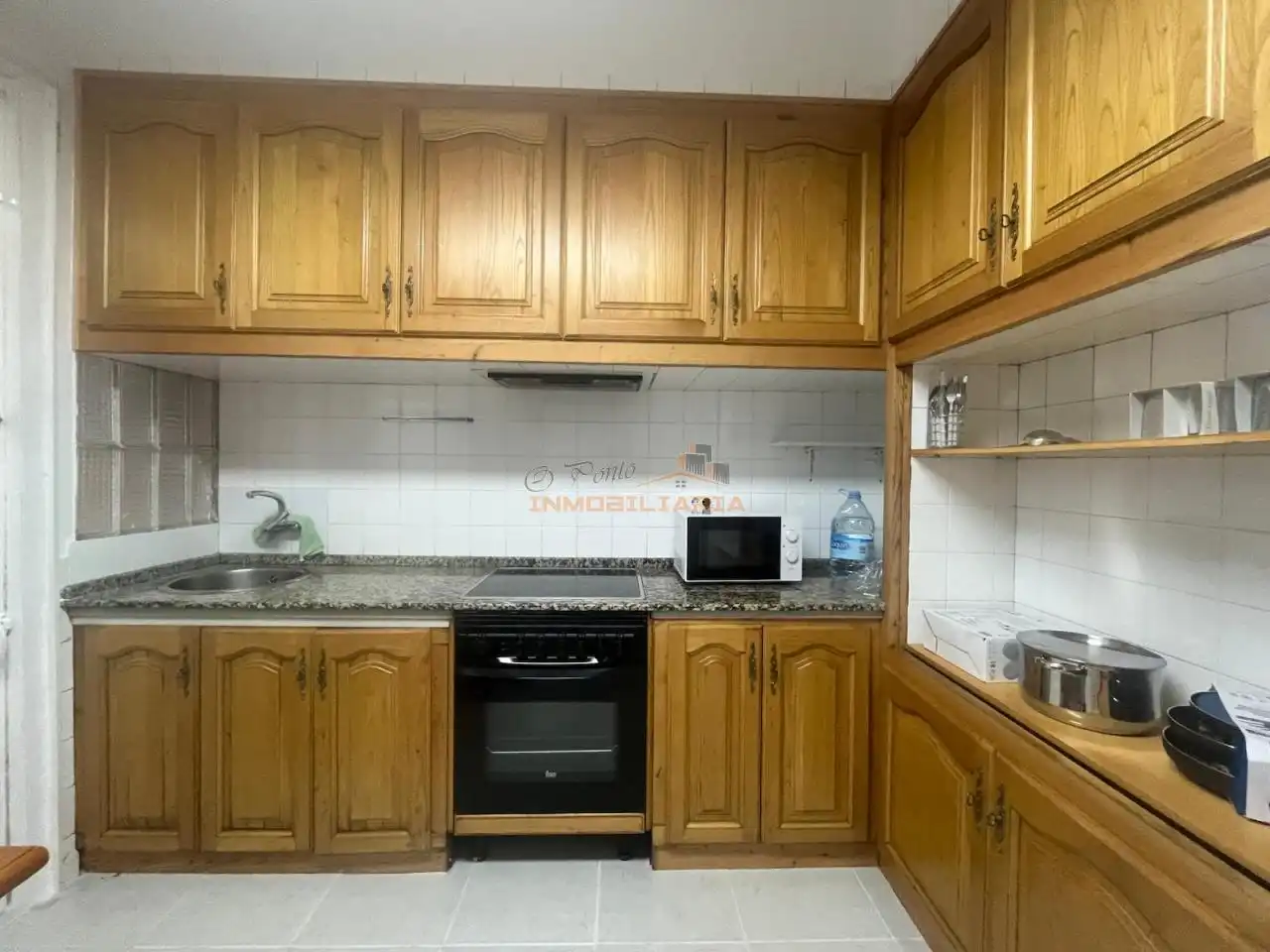 Kitchen of Flat for rent in Ferrol  with Furnished