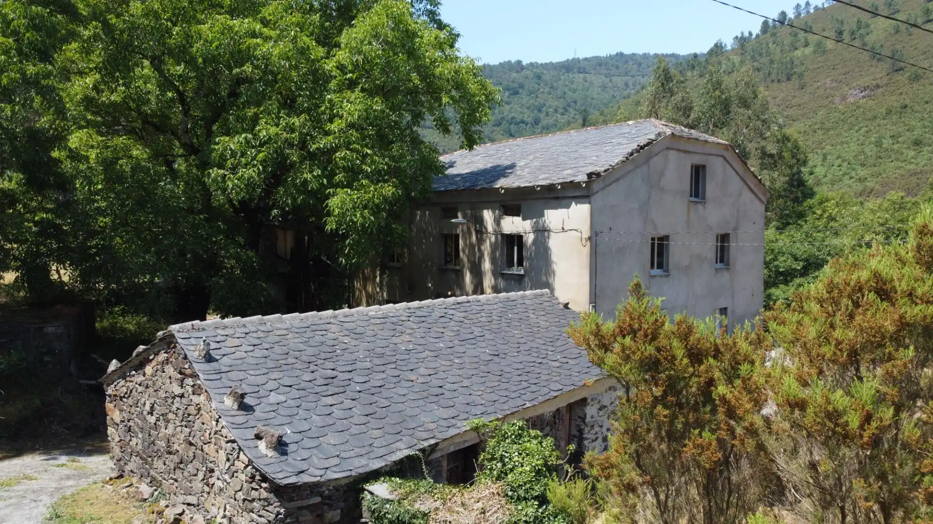 Vista exterior de Casa o xalet en venda en Illano