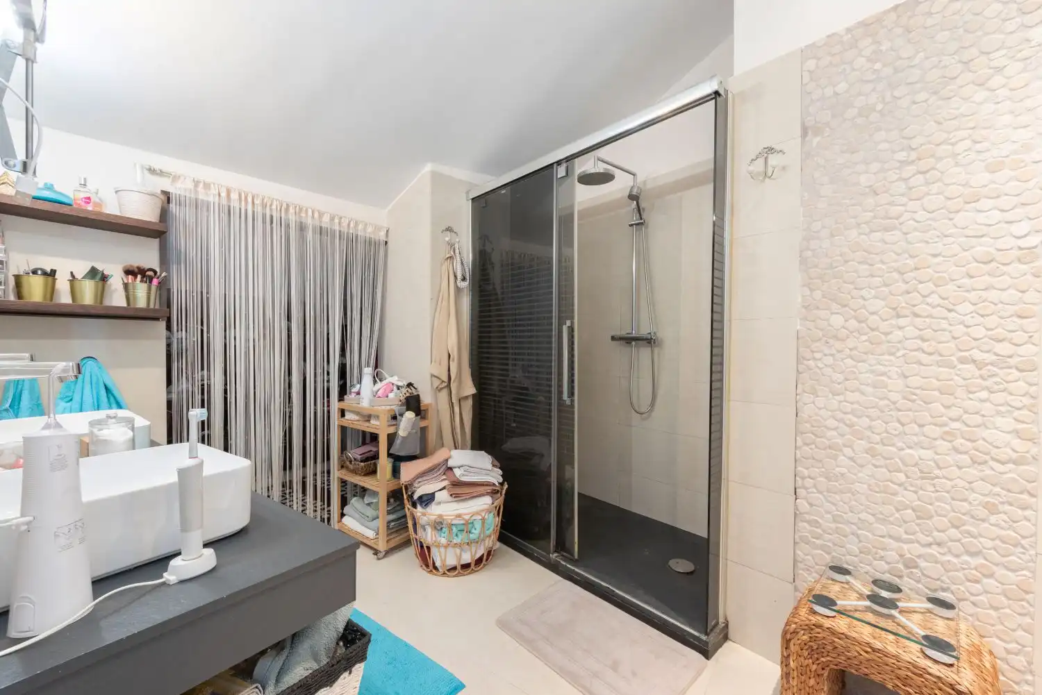 Baño de Casa o chalet en venta en Zalla  con Calefacción, Parquet y Terraza