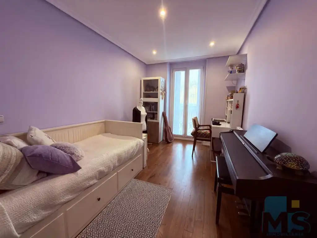 Habitación de Piso en venta en Donostia - San Sebastián 