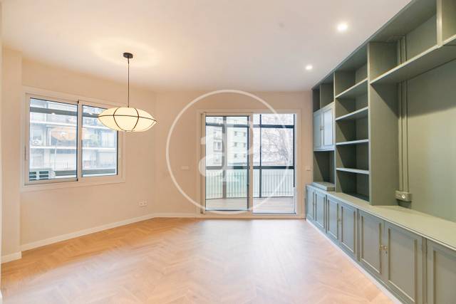 Piso en Venta en Travessera de les Corts en Barri de les Corts