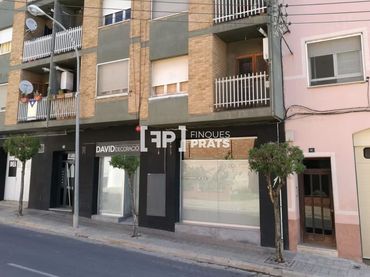Local comercial en venda a de pons i Arola