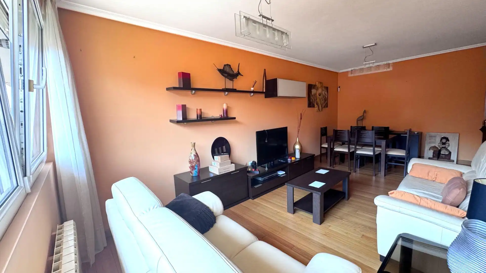 Sala d'estar de Pis en venda en Piélagos amb Calefacció