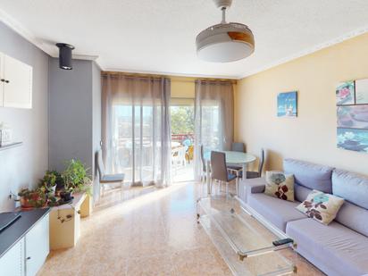 Living room of Flat for sale in Alicante / Alacant  with Terrace, Furnished and Internet