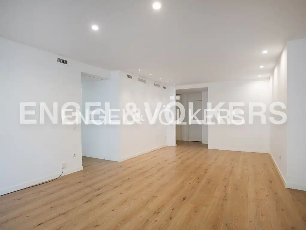 Piso en venta en Parque Ribalta - Plaza de Toros