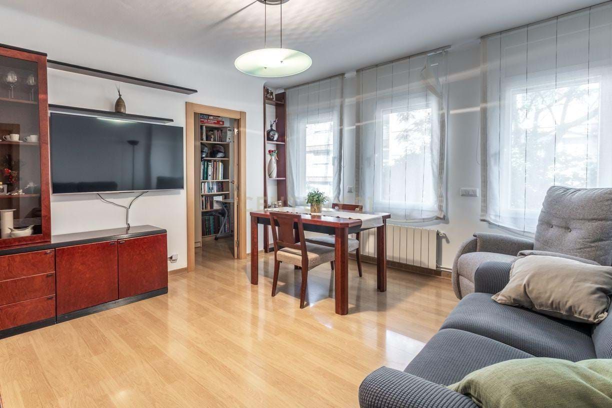 Living room of Flat for sale in  Barcelona Capital  with Air Conditioner