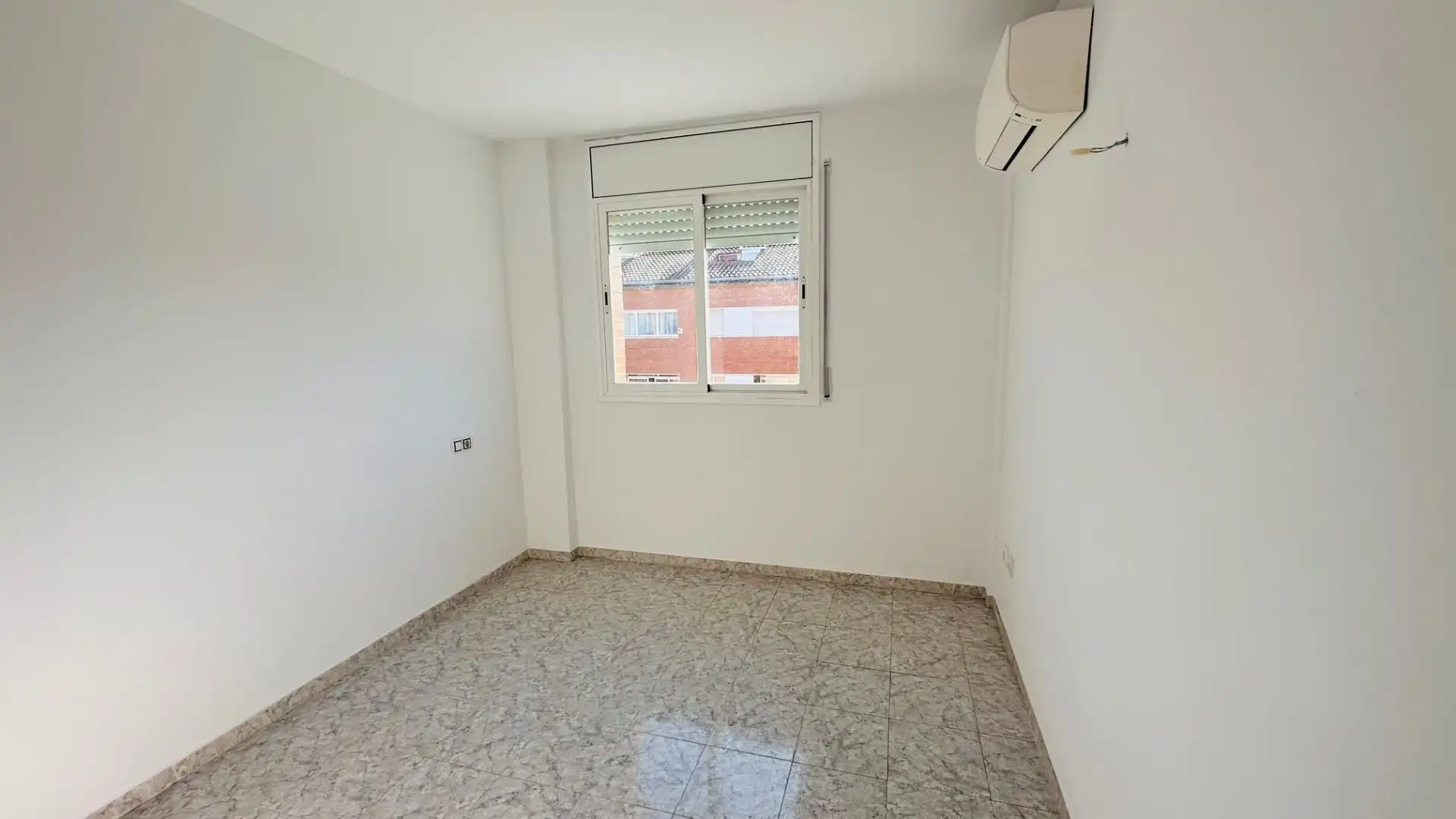 Habitación de Dúplex en venta en Lloret de Mar con Aire acondicionado, Calefacción y Terraza