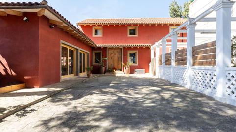 Foto 2 de Edifici en venda a Los Pinares - La Masia, Valencia