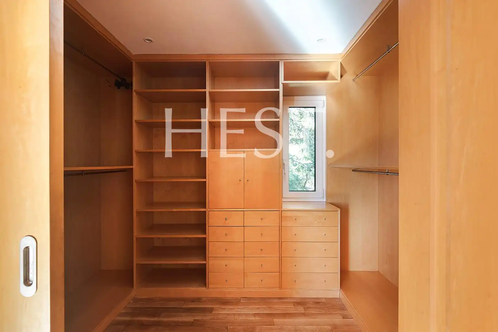 Habitación de Casa o chalet de alquiler en Barcelona con Aire acondicionado, Calefacción y Jardín privado