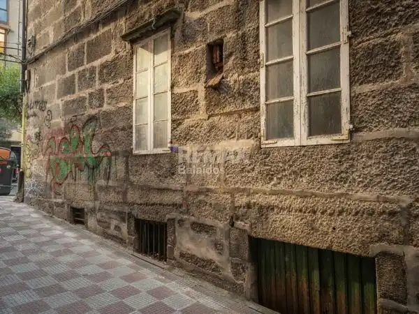 Vista exterior de Pis en venda en Vigo 