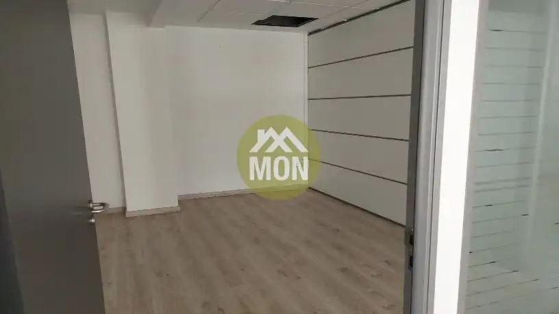 Büro zum Verkauf in Del Puerto (pol. ind. Ingruinsa), Avenida de Abril - 9 de Octubre