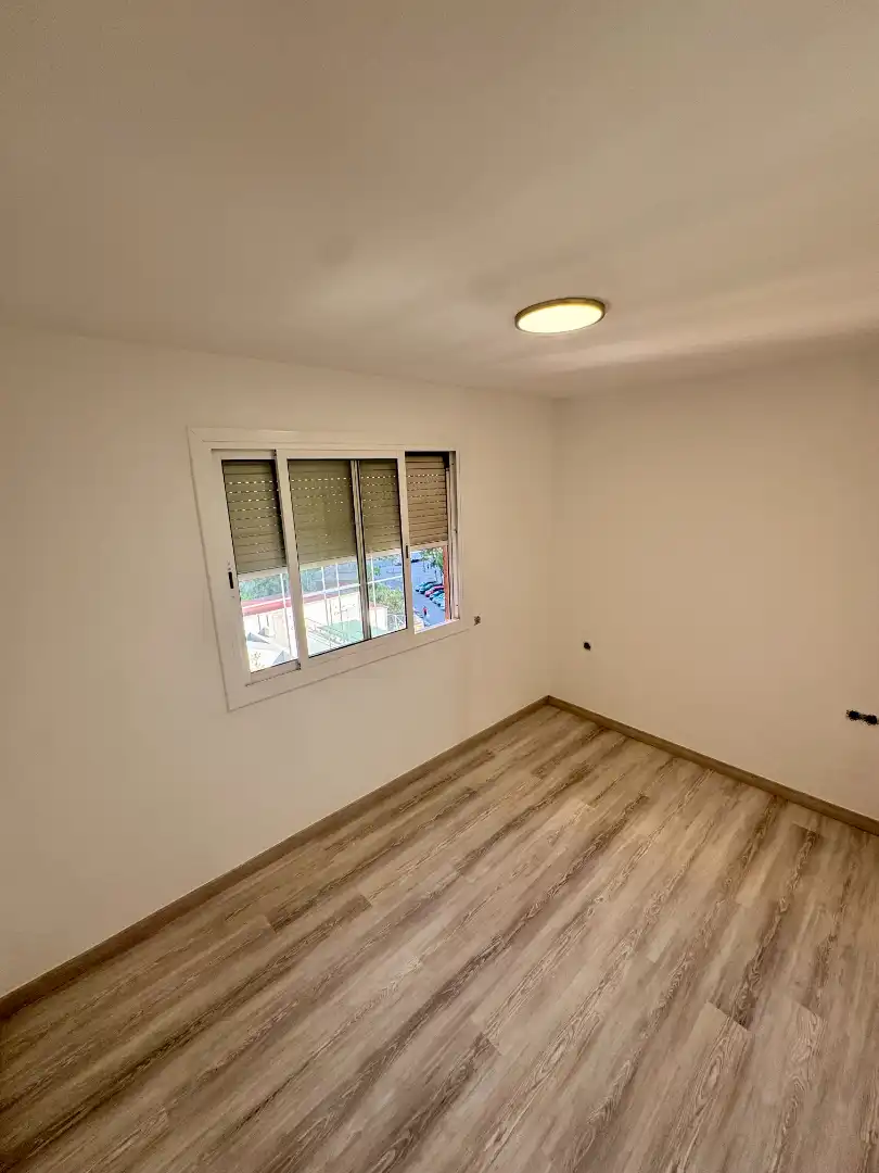 Habitación de Piso en venta en Cornellà de Llobregat
