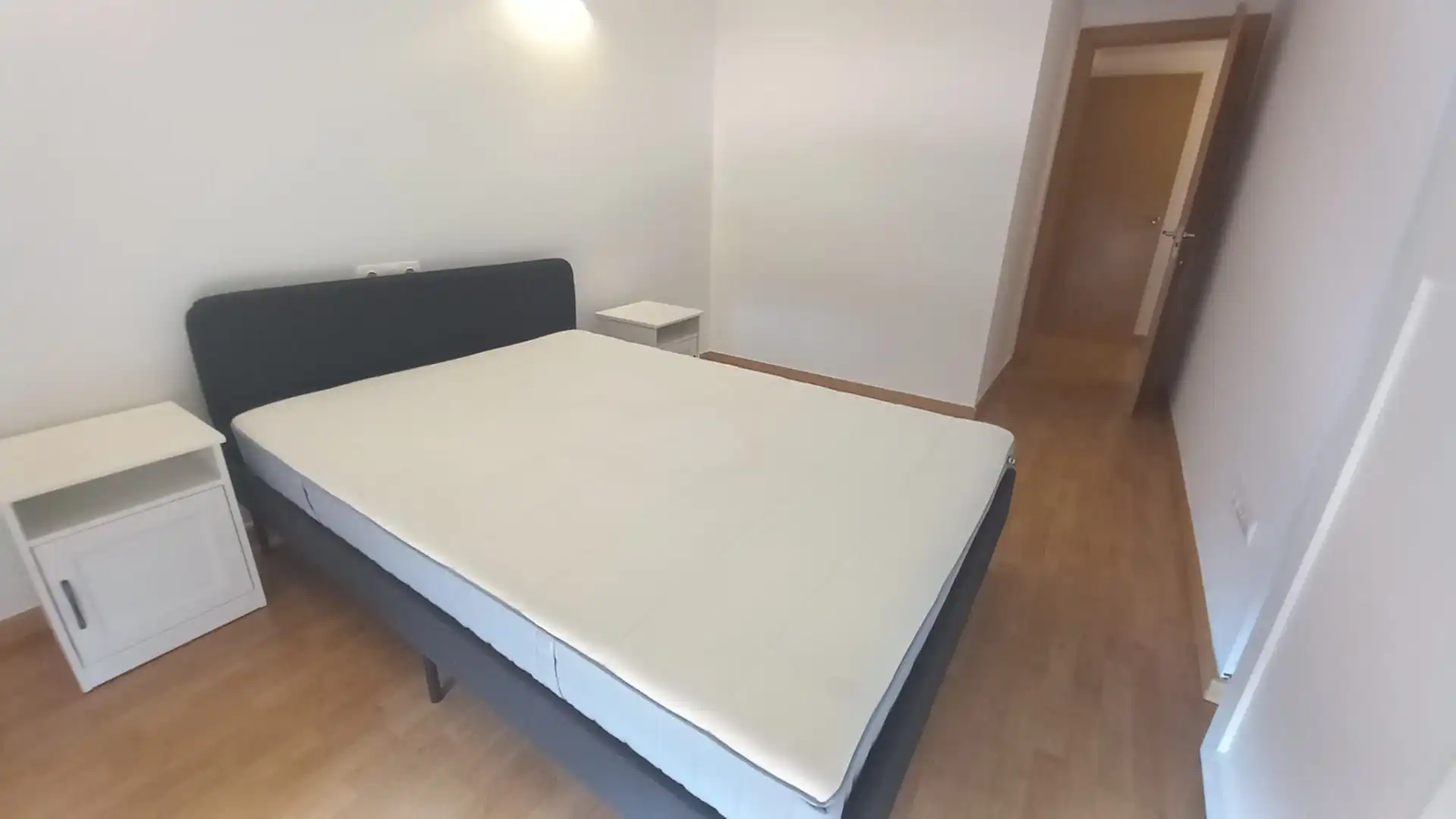 Habitación de Piso de alquiler en Lleida con Calefacción, Amueblado y Balcón