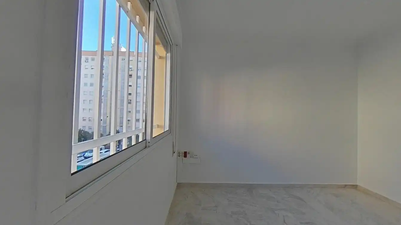 Habitación de Piso en venta en Sevilla
