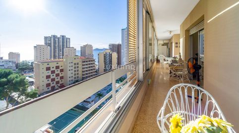 Apartamento de 4 dormitorios en segunda línea de la playa Benidorm