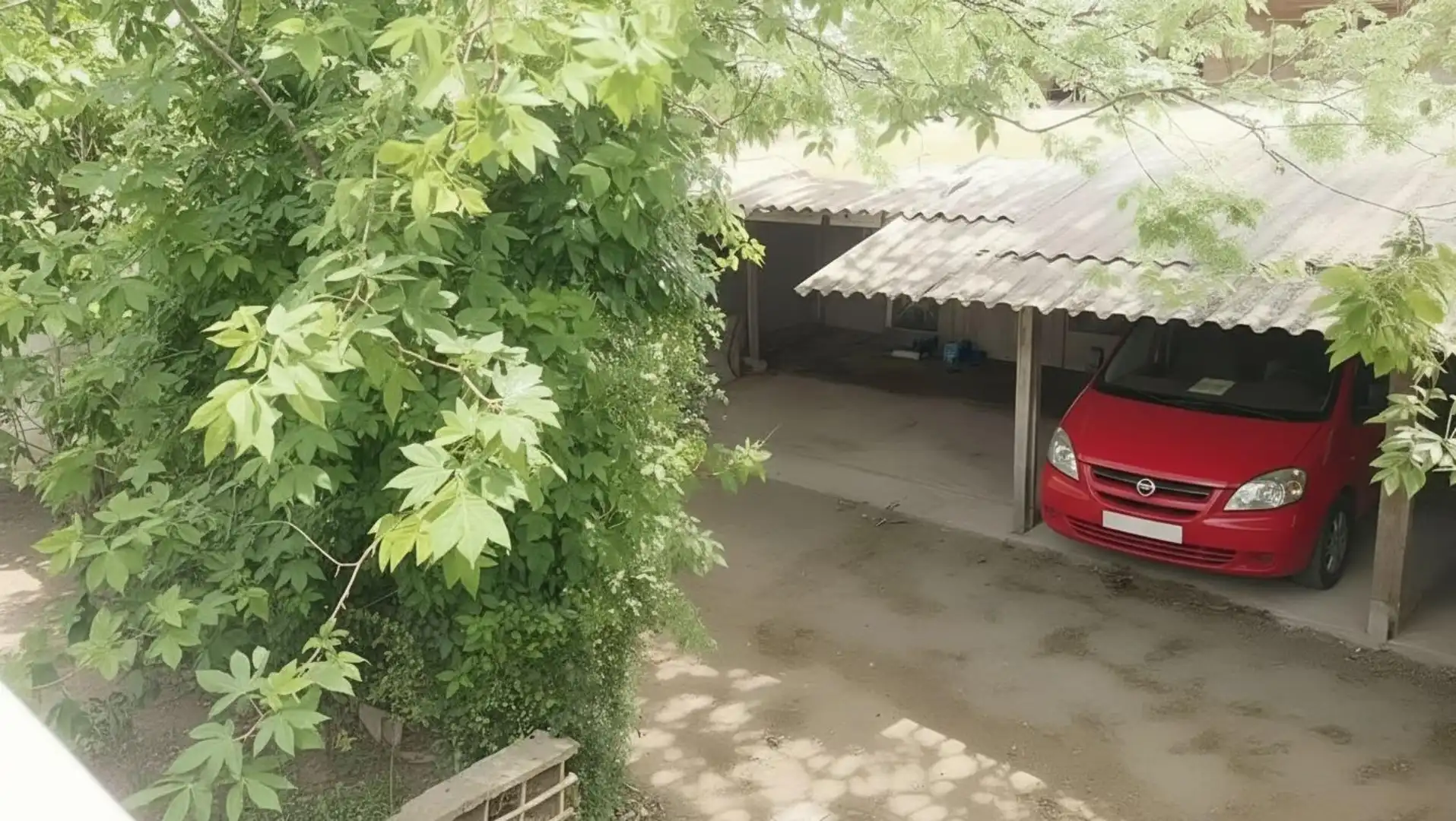 Garatge en venda a Carrer Carrer del Forn Baix, Castelló d'Empúries