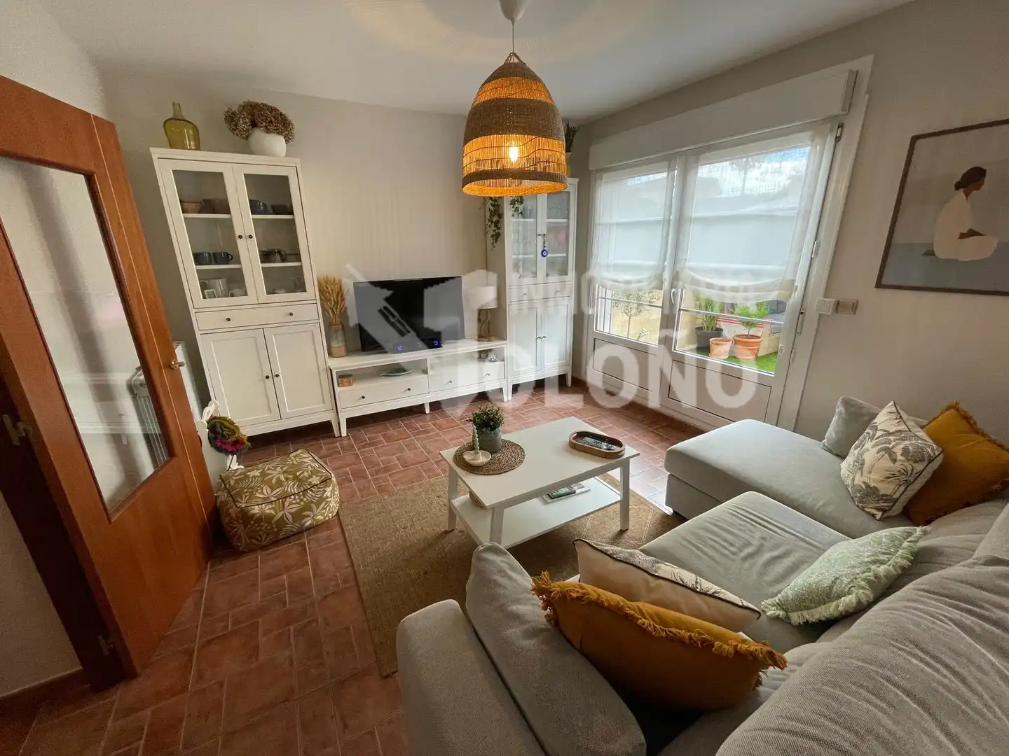 Sala de estar de Casa o chalet en venta en Cihuri con Calefacción, Jardín privado y Parquet