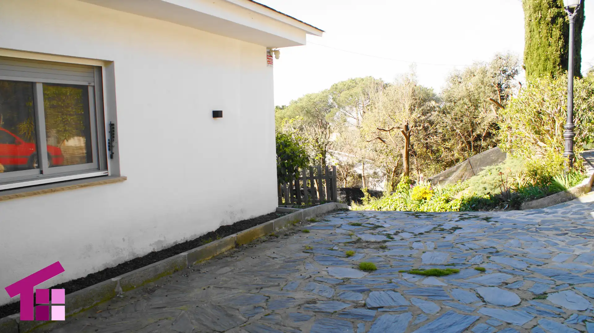 Vista exterior de Casa o xalet en venda en L'Ametlla del Vallès amb Aire condicionat, Calefacció i Jardí privat
