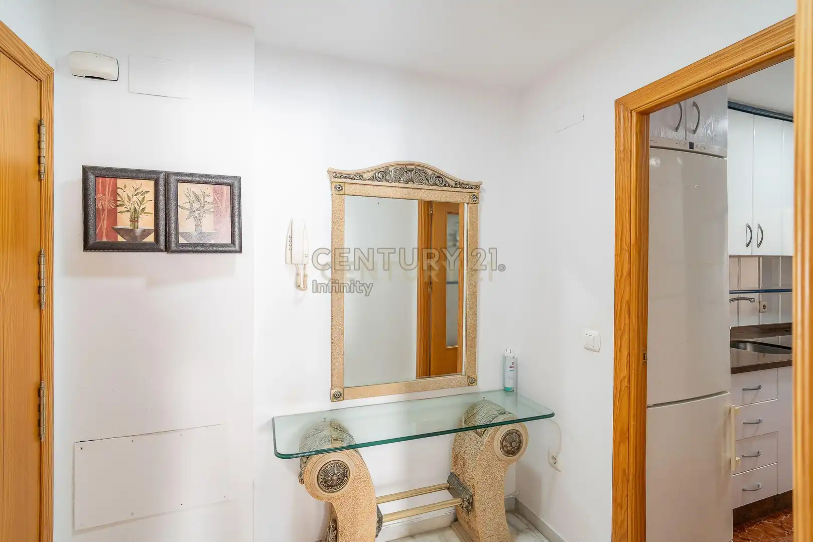 Apartamento en venta en Estepona con Jardín privado, Horno y Piscina comunitaria